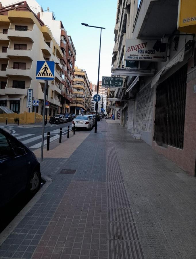 Habitaciones De Paso Benidorm Eksteriør billede