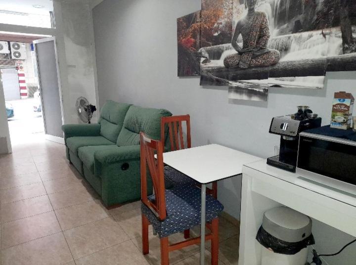 Habitaciones De Paso Benidorm Eksteriør billede